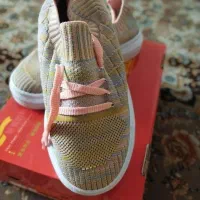 کفش بچگانه کاملا نو برند داتیس