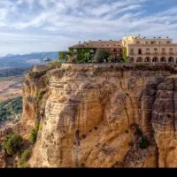 اجاره دفتر خدماتی/۳طبقه/دربستی /بر خیابان باکری