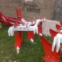 تراکتور.گاوآهن