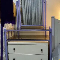 دراور و‌میز آرایش