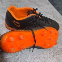 کفش ورزشی استوک دار مخصوص فوتبال|کیف، کفش، کمربند|اهواز, سپیدار|دیوار