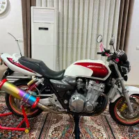 cb1300