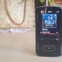 موزیک پلیر فیلیپس کاملا سالم با باتری نو