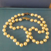 ۱عددگردنبند زنونه در حد و ۱ دستبند نو فروهرو۶تسبیح