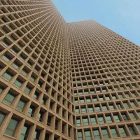 180-متر-در-برج-بین-الملل-تهران