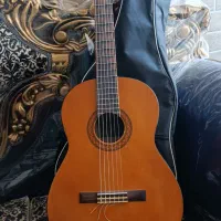 گیتار یاماها c40