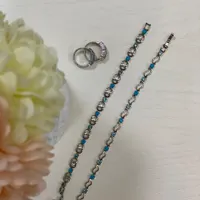 دستبند و گردنبند نو
