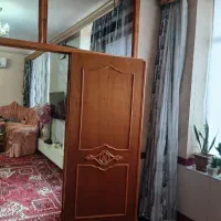 پرده با کتیبه و دکوری