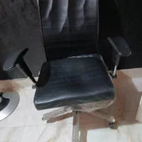 صندلی چرخدار مشکی