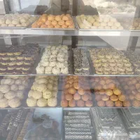کارگر ساده برای قنادی