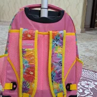 کیف مدرسه|کیف، کفش، کمربند|اهواز, گلستان|دیوار