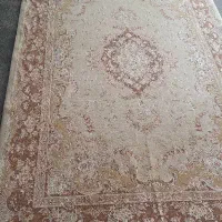 ۲ عدد فرش ۶ متری سالم و تمیز نو