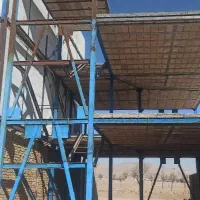 خانه نیمه ساز