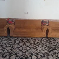 مبل هفت نفره تمیزه فقط یک پایش شکسته