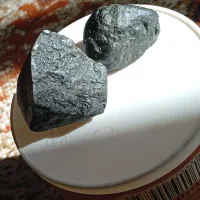 شهاب سنگ های فوق کلکسیونی|جواهرات|آرادان, |دیوار