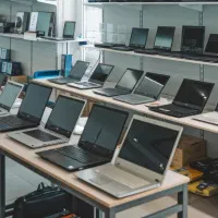 فروش فوری انواع لپ تاپ اپن باکس همراه با طرح تعویض