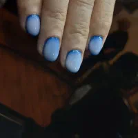 اموزش و کاشت حرفه ای ناخن