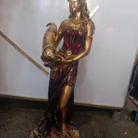 مجسمه نماد ثروت
