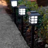 پنج عدد چراغ باغی