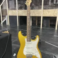 گیتار Aria stg -005 و آمپلی فایرFender champion 20