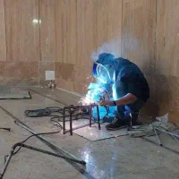 وردست جوشکار و جوشکار ماهر گاز نیازمندیم