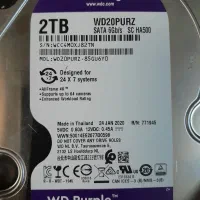 هارد 2 ترابایت و مانیتور