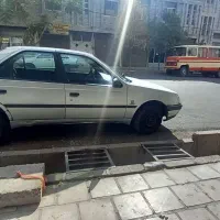 پژو ۴۰۵ نقره ای