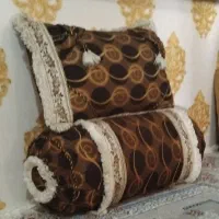 بالشت و پشتی