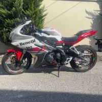 بنلی ۳۰۲ ریس