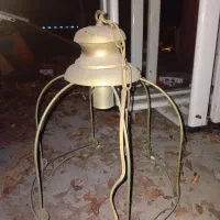 لوستر قدیمیه رنگ طلایی