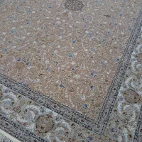 فرش ۹متری ۱۲۰۰نخ اصلی سنگین جهیزیه بوده **پلمه**