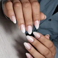 انجام خدمات ناخن کاشت و ژلیش|خدمات آرایشگری و زیبایی|شیراز, میانرود|دیوار