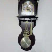 ساعت دیواری مدل ملاسیک تمیز و سالم در حد نو‌