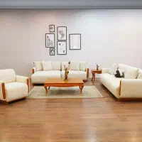 مبل.     پرطرفدار و کم جا آدرینا