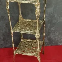 میز تلفن یا دکوری برنزی یا برنجی