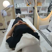 فیشال پوست زیر نظر استاد  هزینه فقط مواد