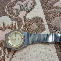 ساعت خیلی قدیمی