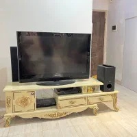 میز تلویزیون کار شده