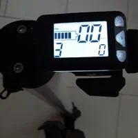 اسکوتر برقی نو با کارتن و شارژر محکم و قوی|دوچرخه، اسکیت، اسکوتر|تهران, سلیمانی|دیوار