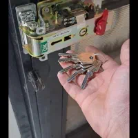 کلیدسازی شبانه روزی|خدمات پیشه و مهارت|لاهیجان, کاروانسرابر|دیوار