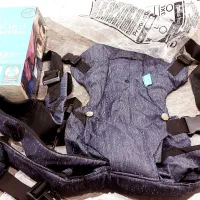 آغوشی اینفنتینی و ساک حمل نوزار