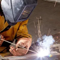 جوشکار جوشکاری ساخت سازه فلزی تعمیرات