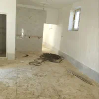 زمین دیوار کشی شده با ساختمان شهرک صنعتی آباریک