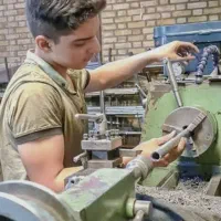 استخدام کمک دست تراشکار