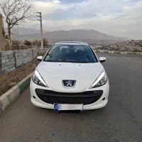 ۲۰۷ ارتقا یافته سقف شیشه ای