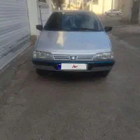 یک دستگاه پژو ۴۰۵