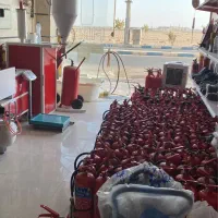 شارژ کپسول آتش نشانی کلاه ایمنی کفش ایمنی لباس کار