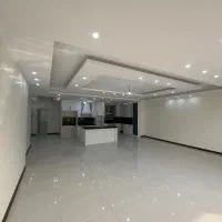 ۱۴۵متر/۳خواب/خیابان های بالا/خوش نقشه