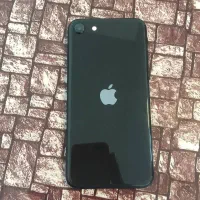 آیفون se2020