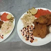 به یک پیک نیازمندیم در رستوران شانار